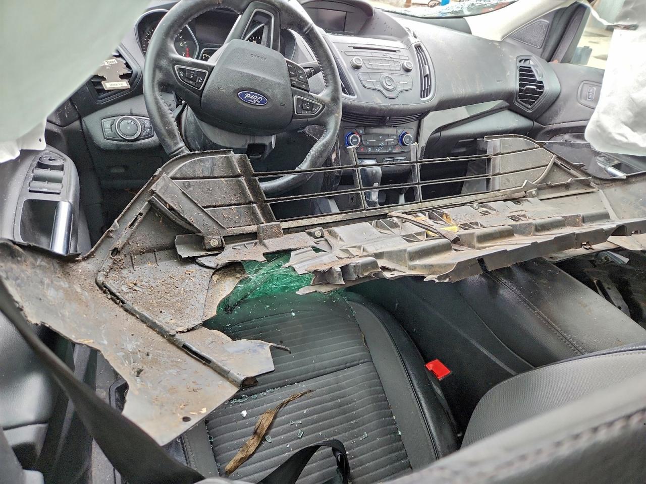 2018 Ford Escape Se VIN: 1FMCU9GDXJUD27039 Lot: 93753275