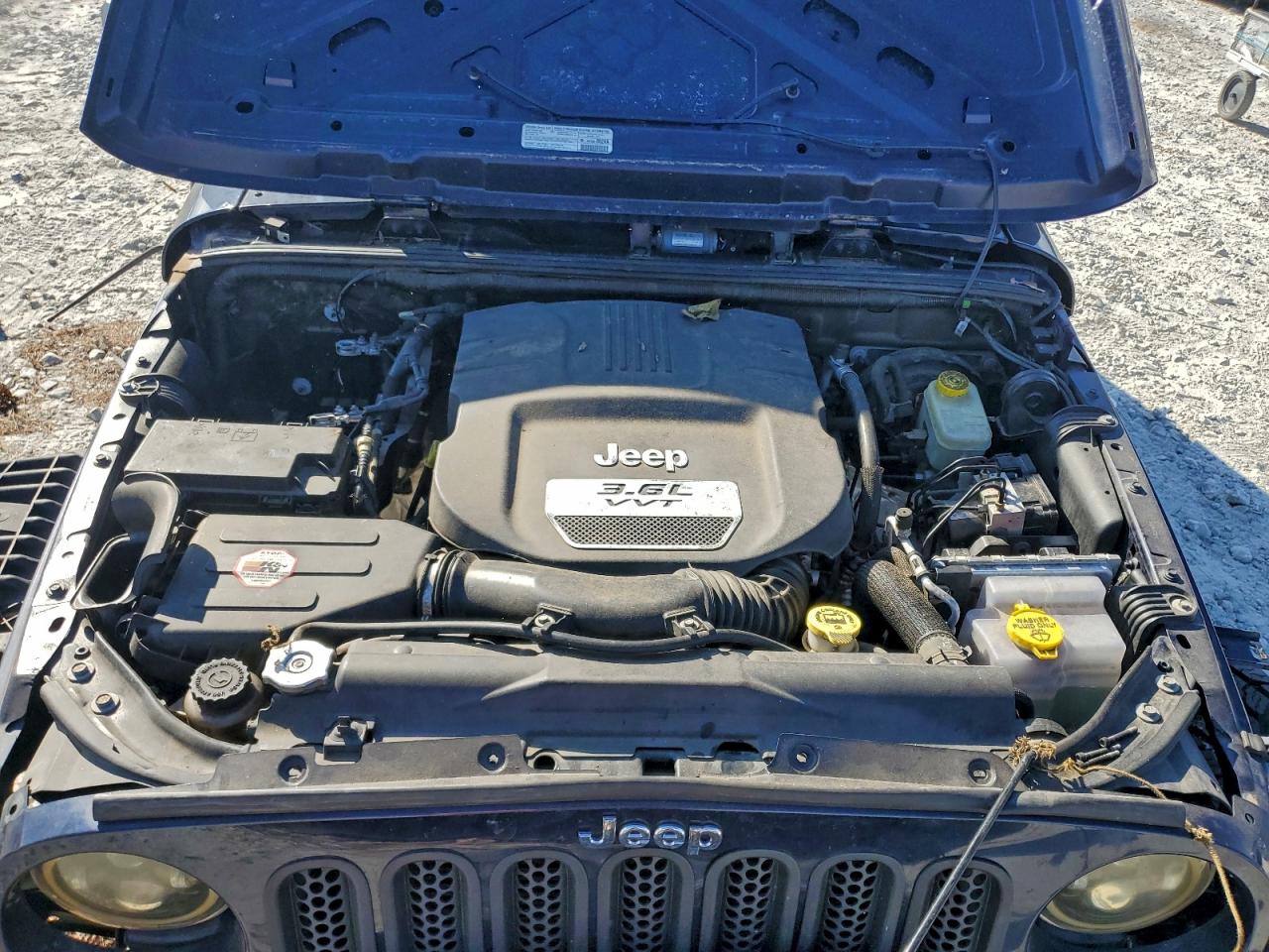 2013 Jeep Wrangler Unlimited Sport VIN: 1C4BJWDG7DL600566 Lot: 93517715