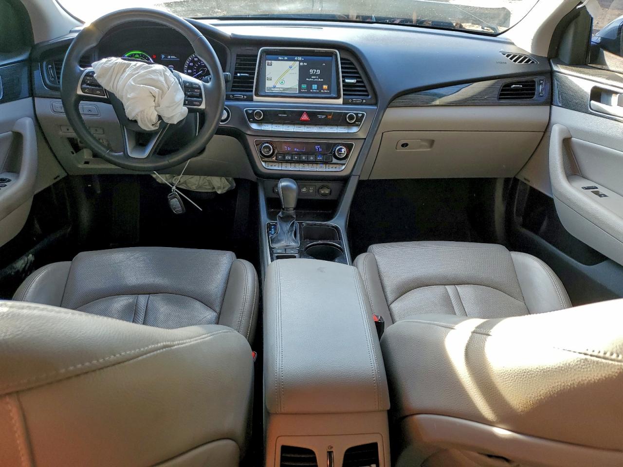 2018 Hyundai Sonata Hybrid VIN: KMHE34L34JA086544 Lot: 94381865