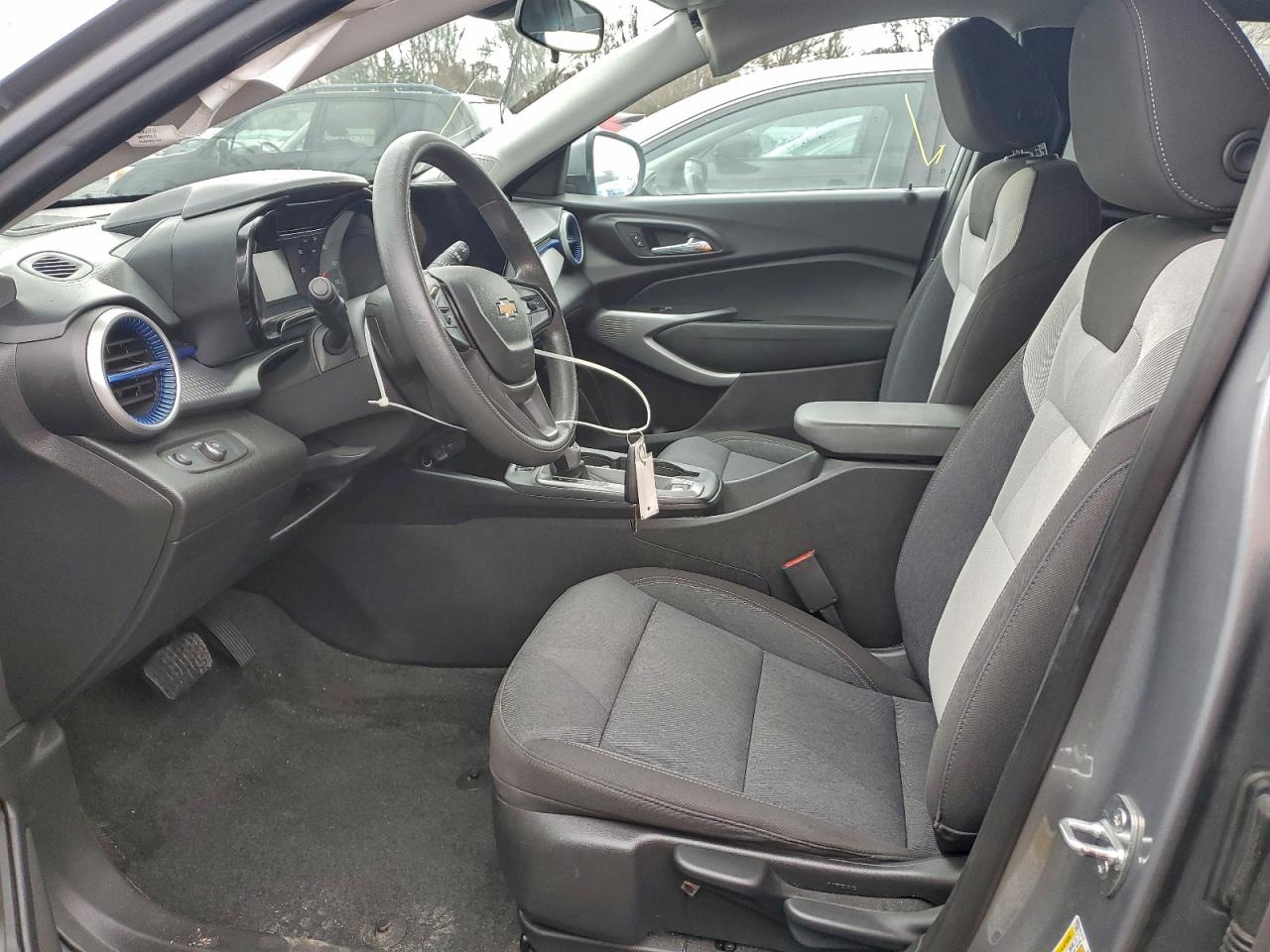 2024 Chevrolet Trax Ls VIN: KL77LFE25RC102759 Lot: 94251115