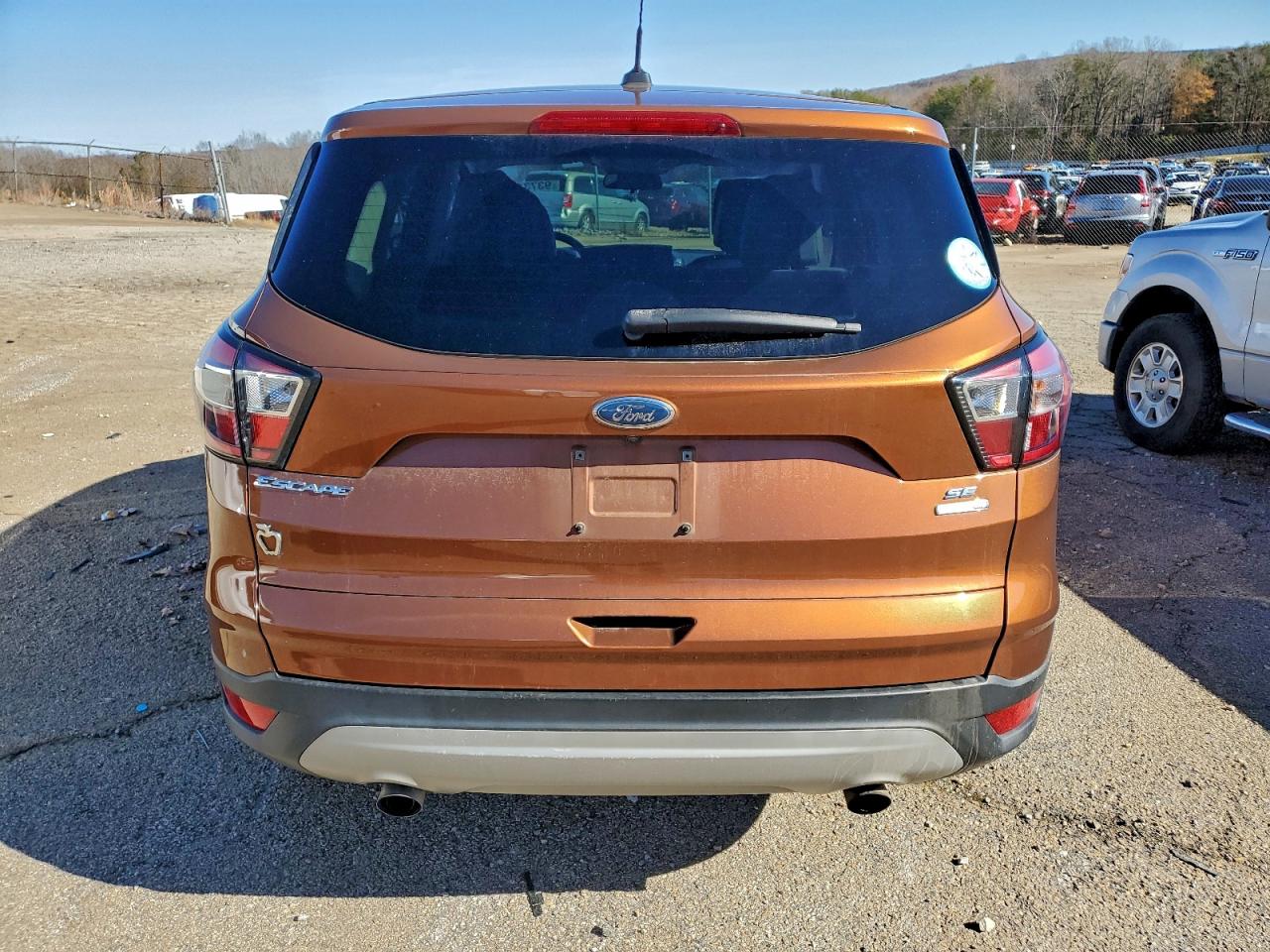 2017 Ford Escape Se VIN: 1FMCU9GD1HUE87286 Lot: 93731925