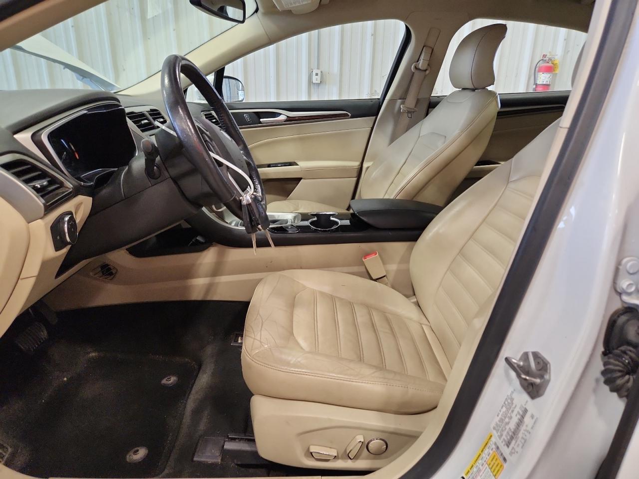 2016 Ford Fusion Se VIN: 1FA6P0HDXG5132327 Lot: 90821925