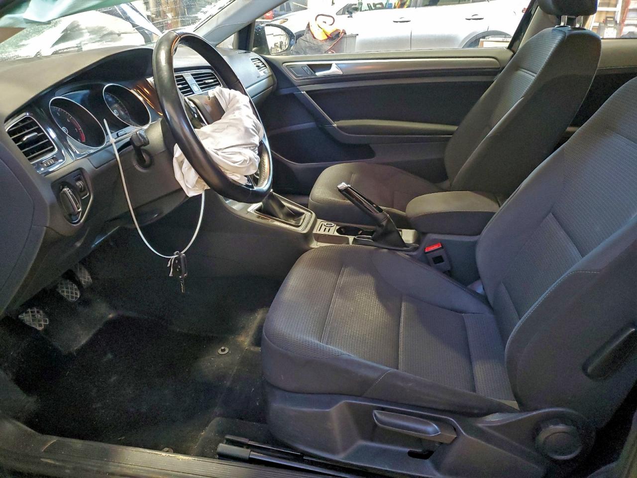 2018 Volkswagen Golf Trendline VIN: 3VWE17AU2JM269349 Lot: 94182315