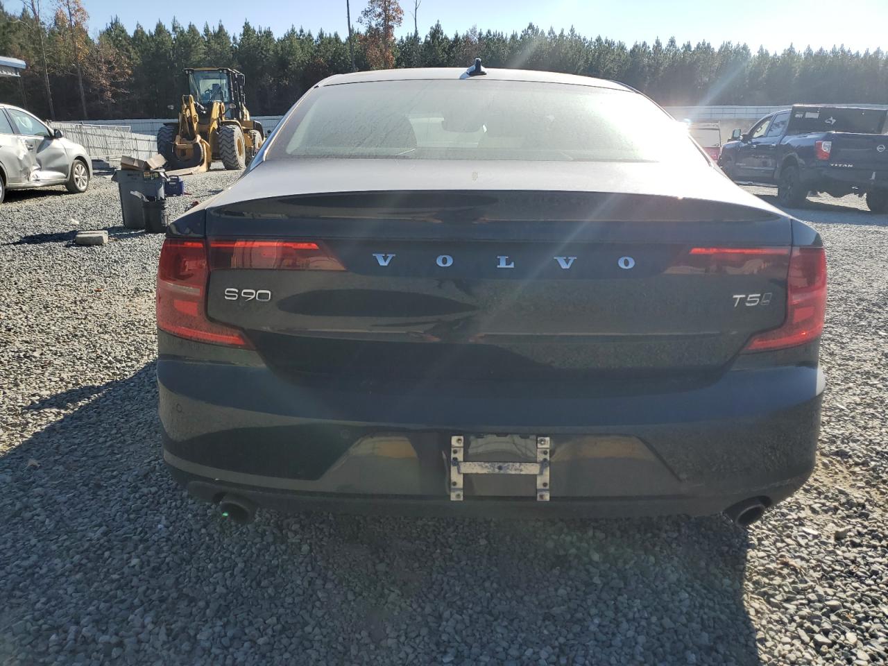 2018 Volvo S90 T5 Momentum VIN: LVY982MK3JP033311 Lot: 92883515