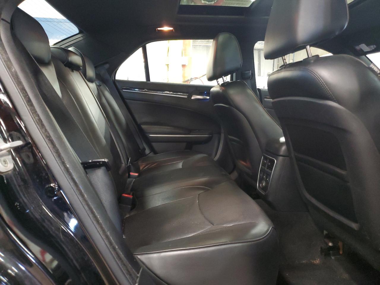 2013 Chrysler 300C VIN: 2C3CCAKT1DH667120 Lot: 91208765