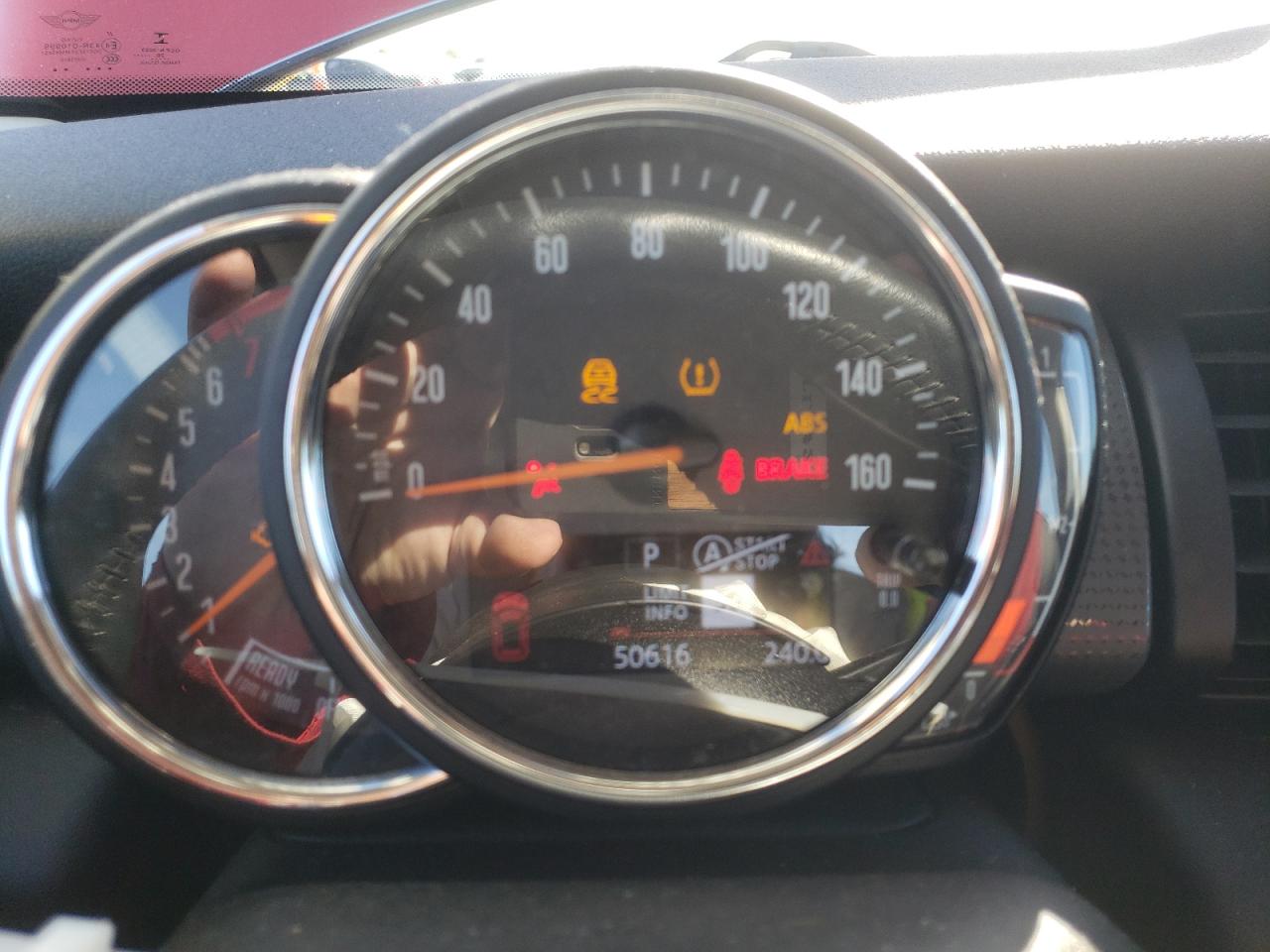 2021 Mini Cooper VIN: WMWXR3C04M2P00015 Lot: 90758195