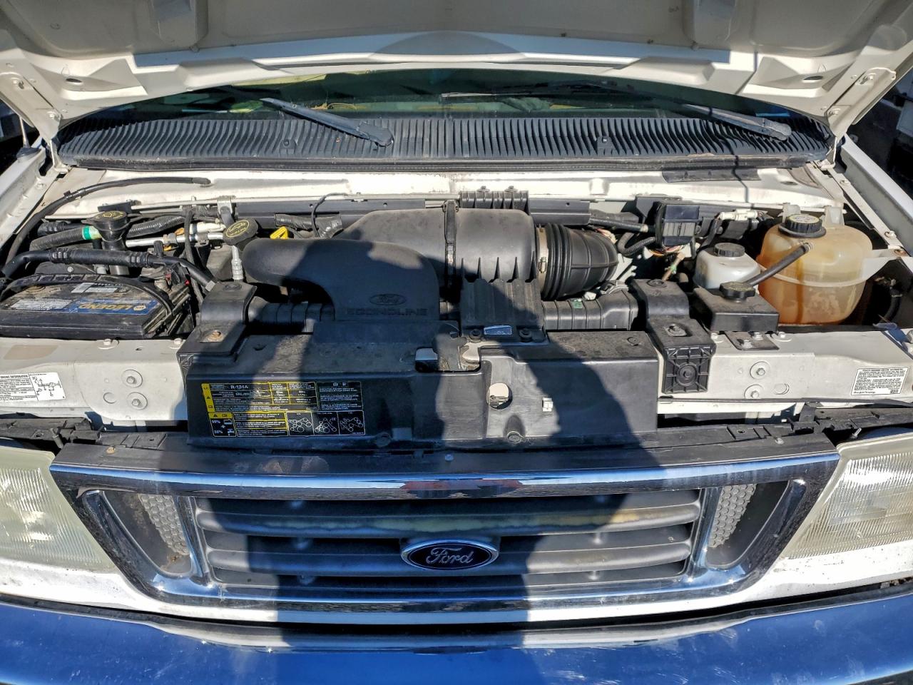 2004 Ford Econoline E450 Super Duty Cutaway Van VIN: 1FDXE45S04HB09126 Lot: 92463625