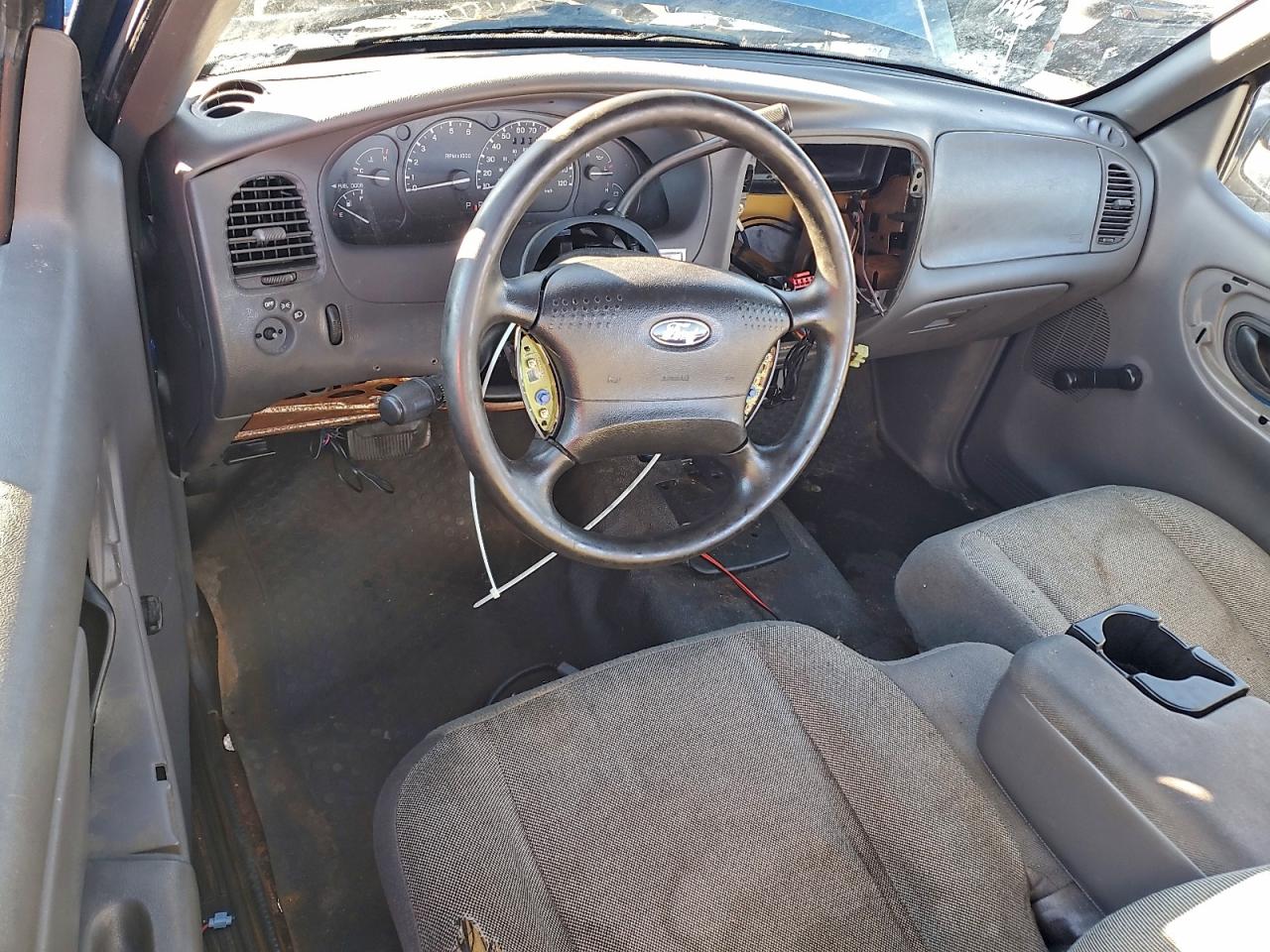 2002 Ford Ranger VIN: 1FTYR11U72TA26306 Lot: 93823075