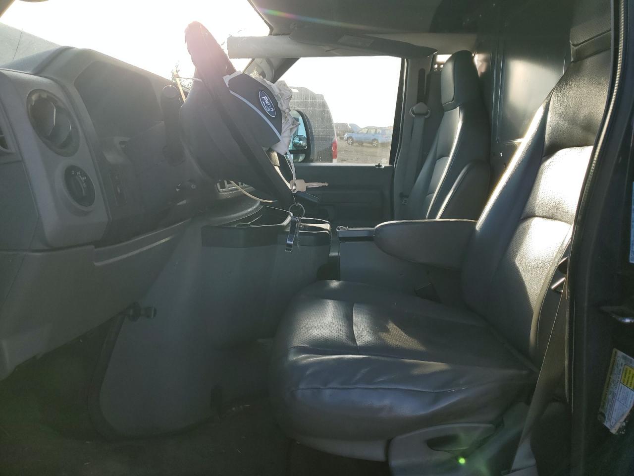 2013 Ford E350 Utility / Service Van VIN: 1FTSE3EL6DDB31799 Lot: 92617205