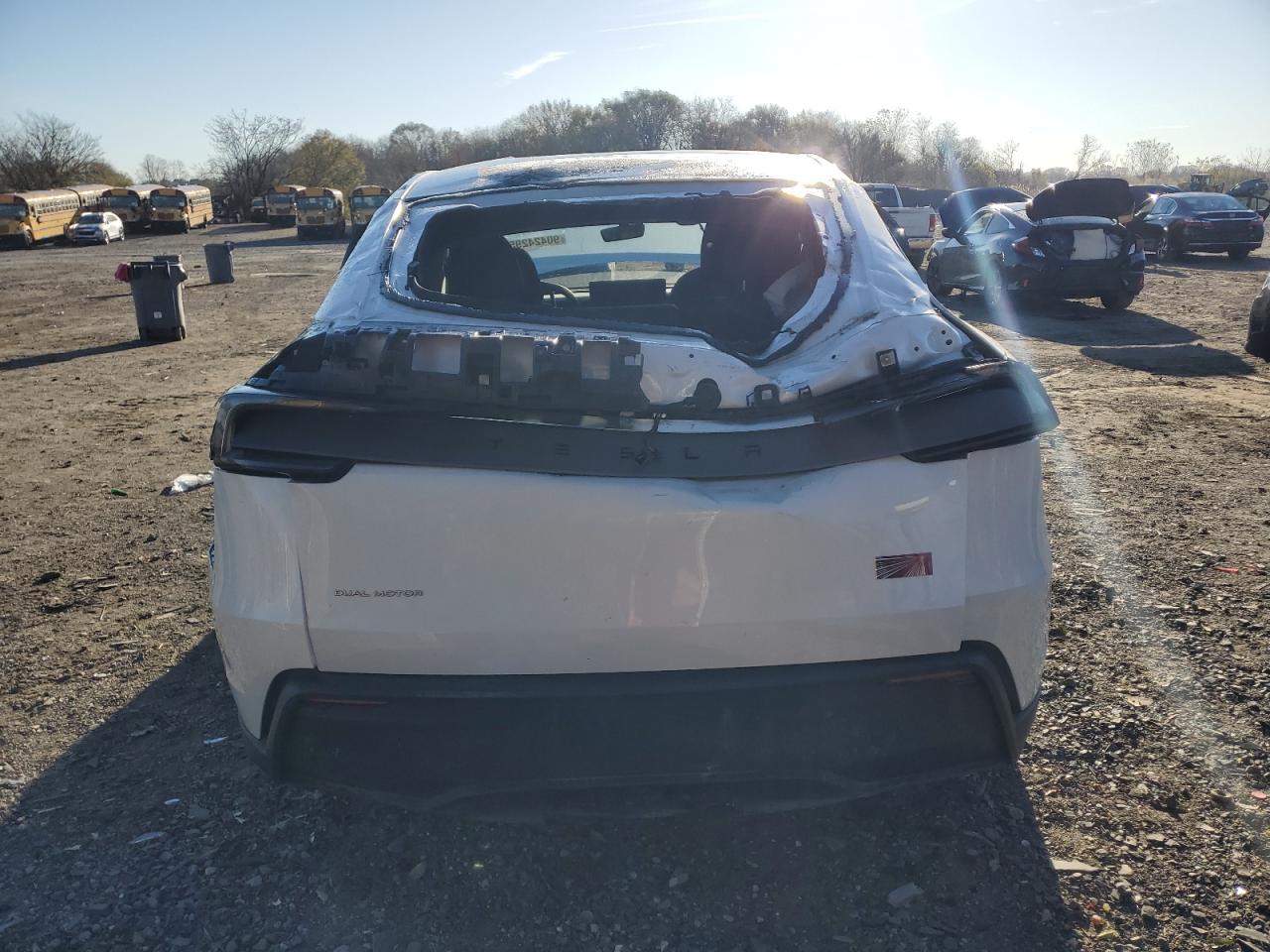 2026 Tesla Model Y VIN: 7SAYGDEE7TA380986 Lot: 90424295