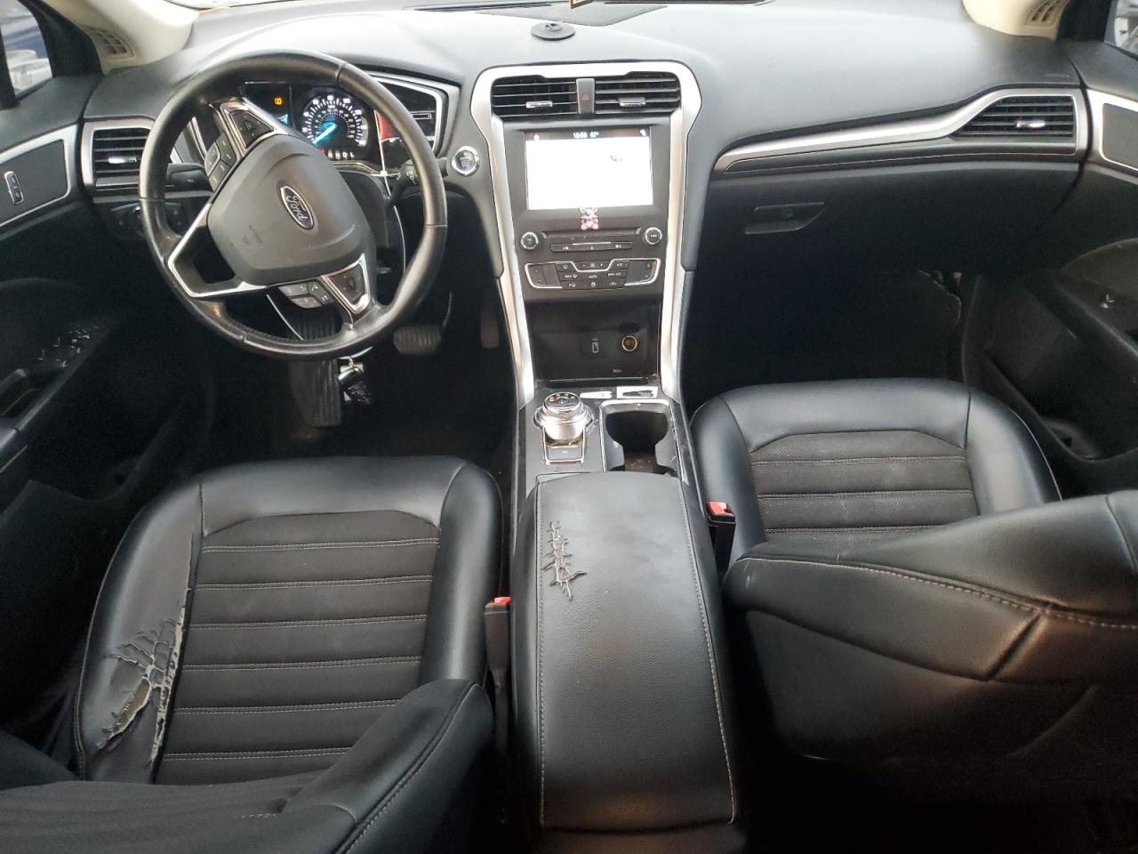 2017 Ford Fusion Se VIN: 3FA6P0H71HR402280 Lot: 93709265