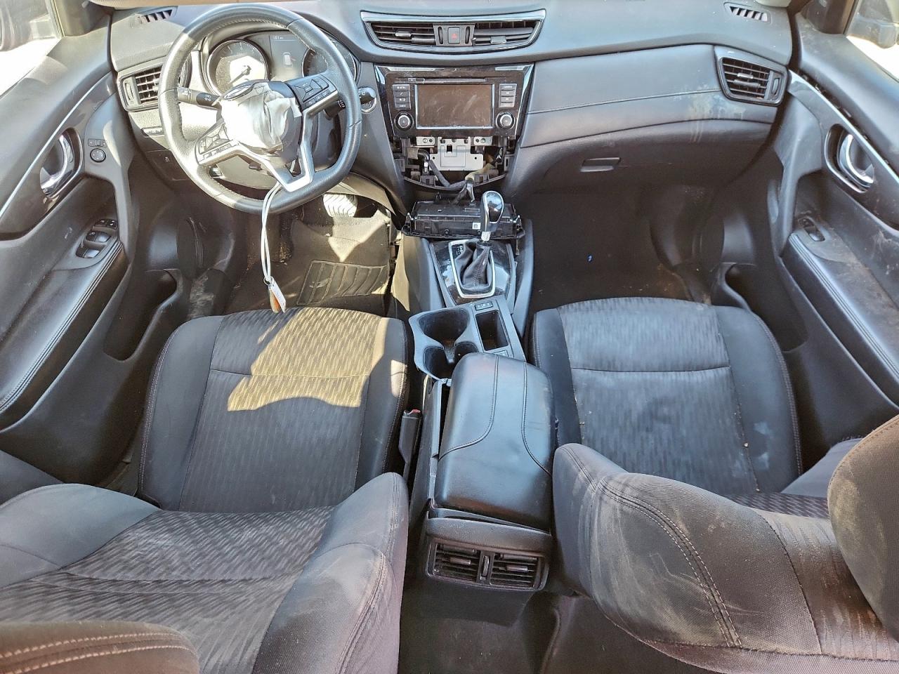 2019 Nissan Rogue S VIN: 5N1AT2MT2KC704547 Lot: 94525255