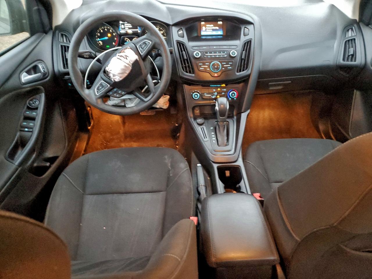 2018 Ford Focus Se VIN: 1FADP3F27JL246959 Lot: 94420205