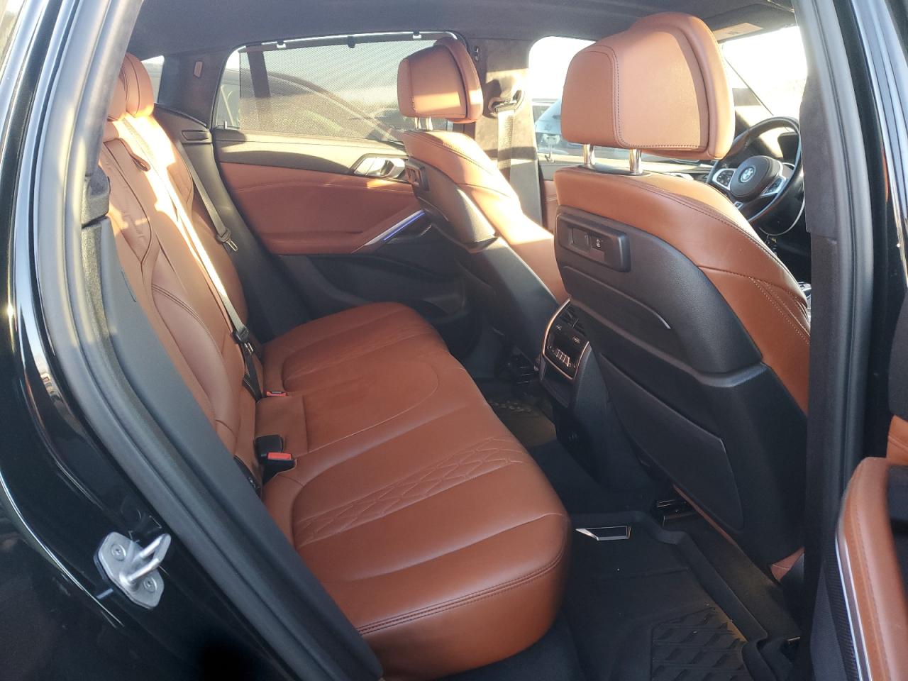 2022 BMW X6 xDrive40I VIN: 5UXCY6C07N9L72635 Lot: 92693915