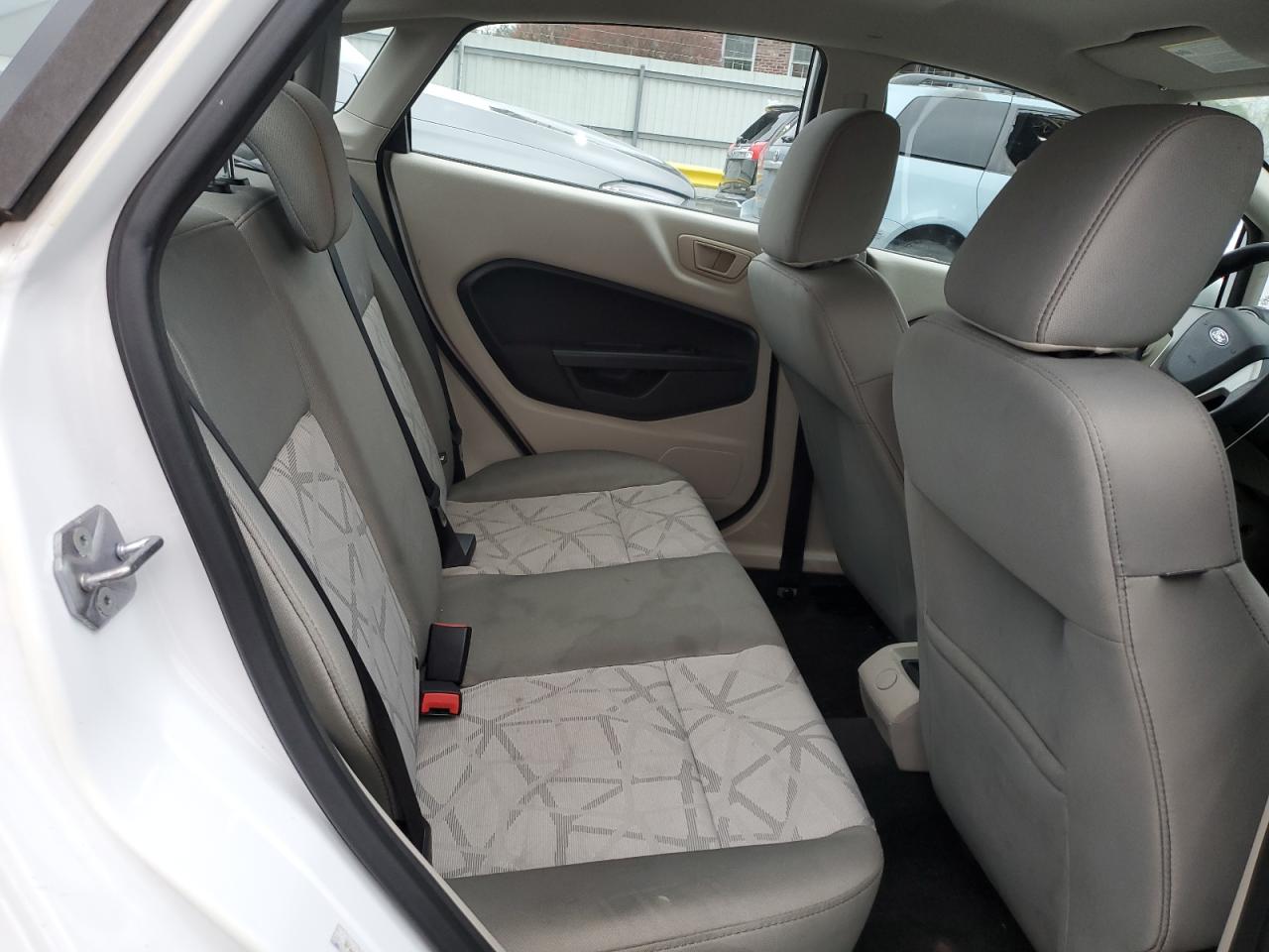 2011 Ford Fiesta Se VIN: 3FADP4BJ4CM172520 Lot: 92053645