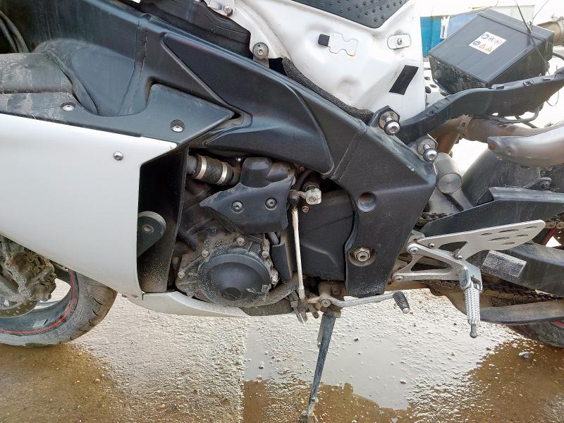 2012 YAMAHA YZF R1 10 