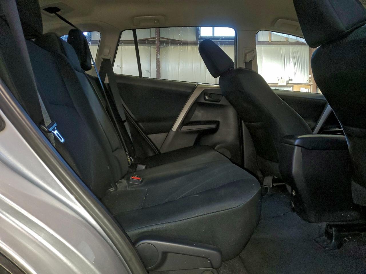 2016 Toyota Rav4 Le VIN: 2T3BFREV0GW505302 Lot: 94152975