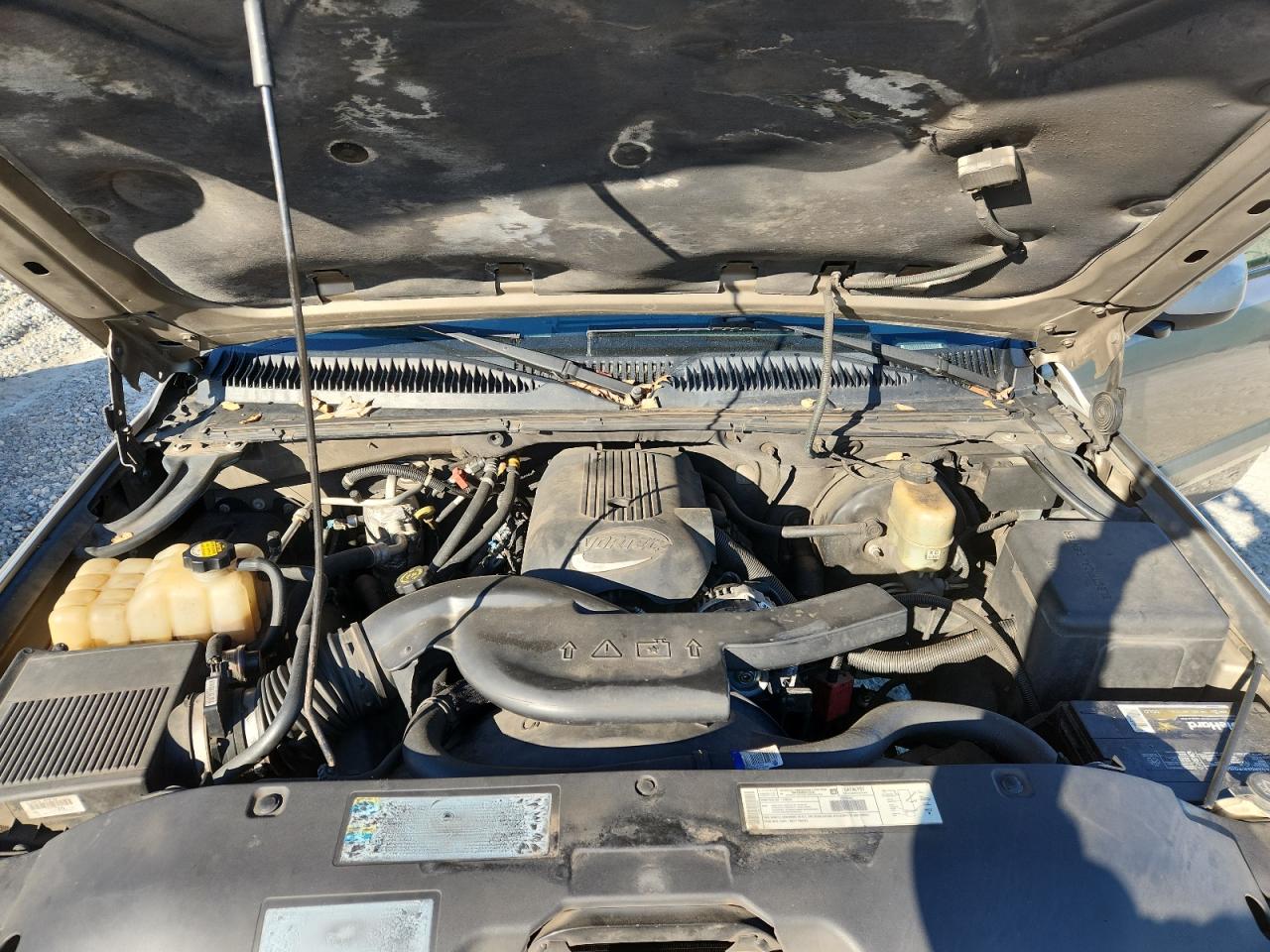 2001 Chevrolet Tahoe C1500 VIN: 1GNEC13T51R215919 Lot: 91739185