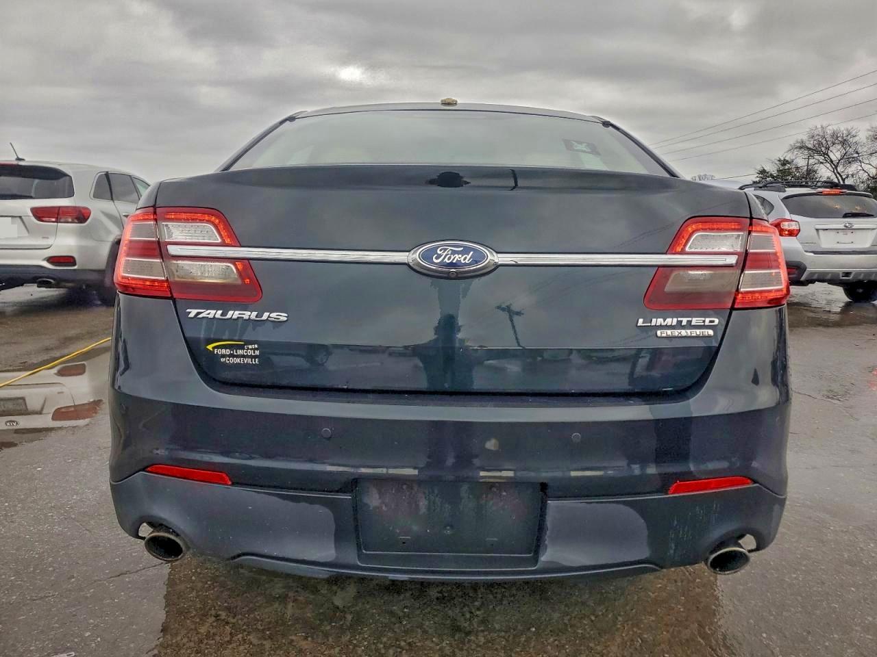 2015 Ford Taurus Limited VIN: 1FAHP2F81FG118295 Lot: 93825225