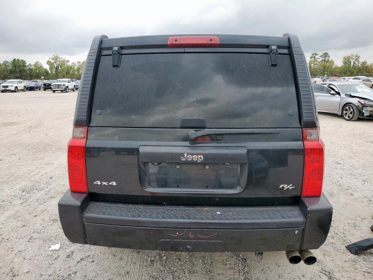 2008 Jeep Commander Sport VIN: 1J8HG48K78C203711 Lot: 93274305