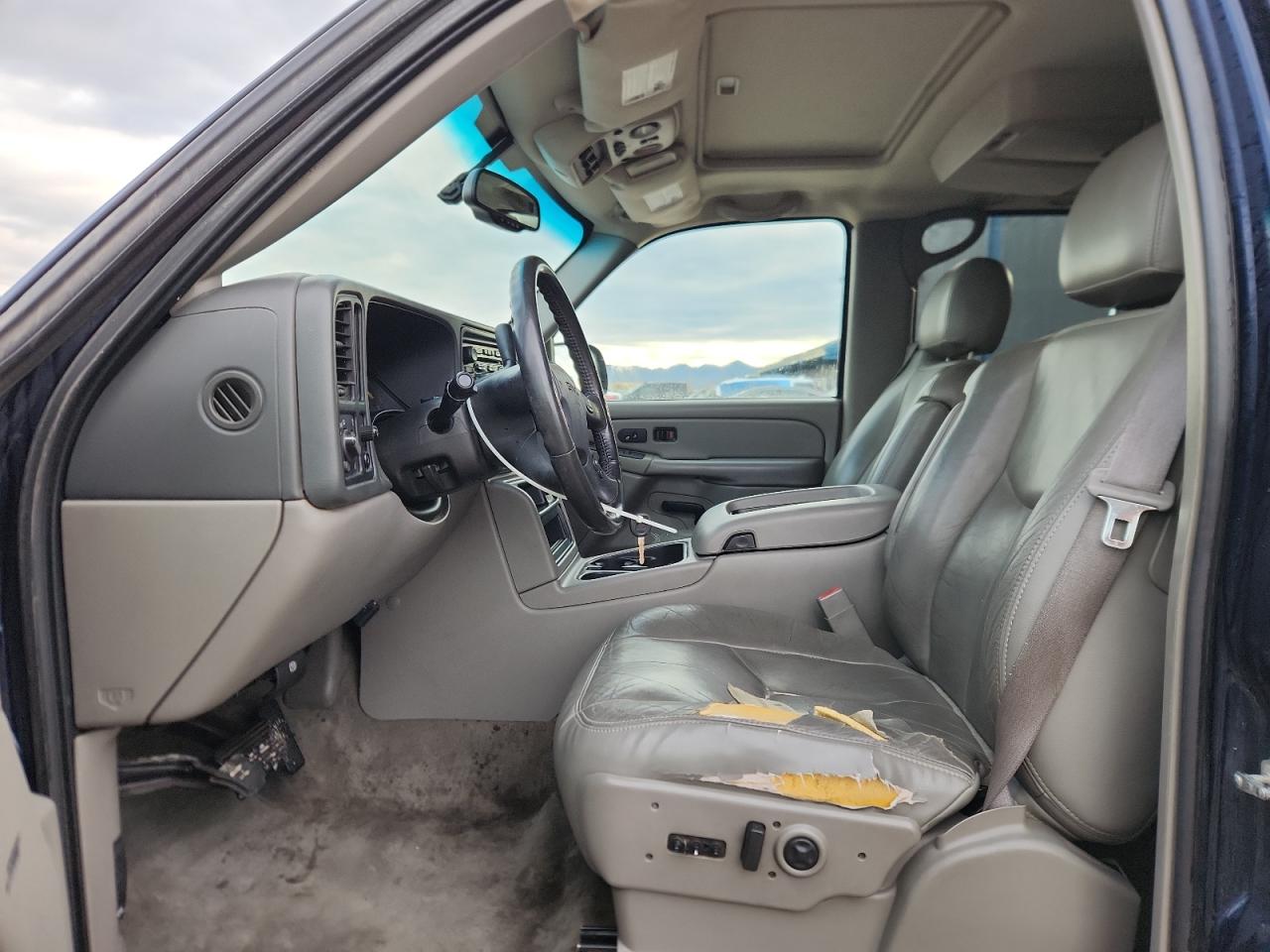 2004 GMC Yukon VIN: 1GKEC13T74R286315 Lot: 93218625