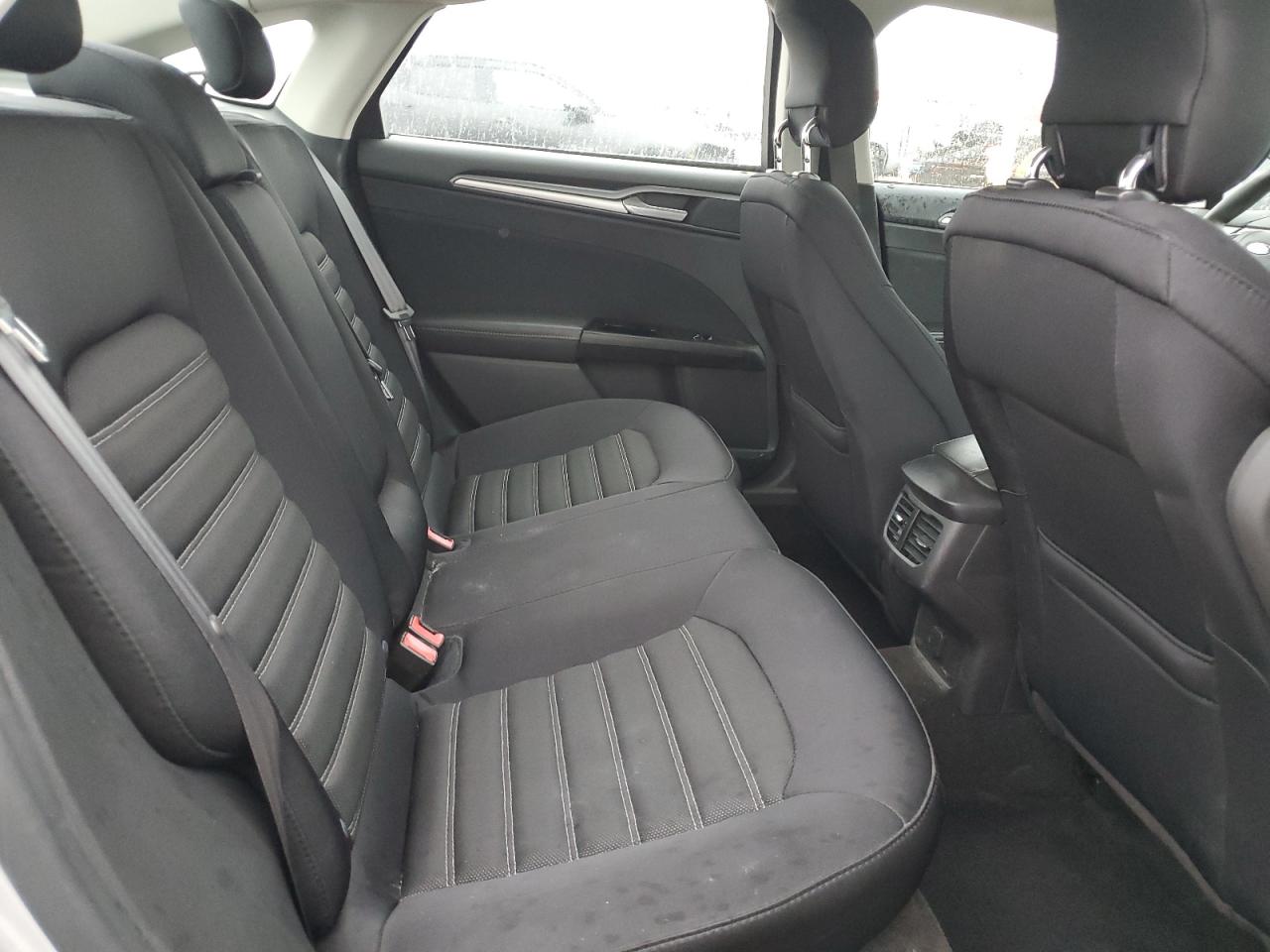 2015 Ford Fusion Se VIN: 1FA6P0H71F5106028 Lot: 92414205