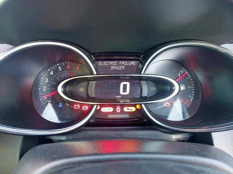 2017 RENAULT CLIO 1.2 16V DYNAMIQUE NAV 5DR