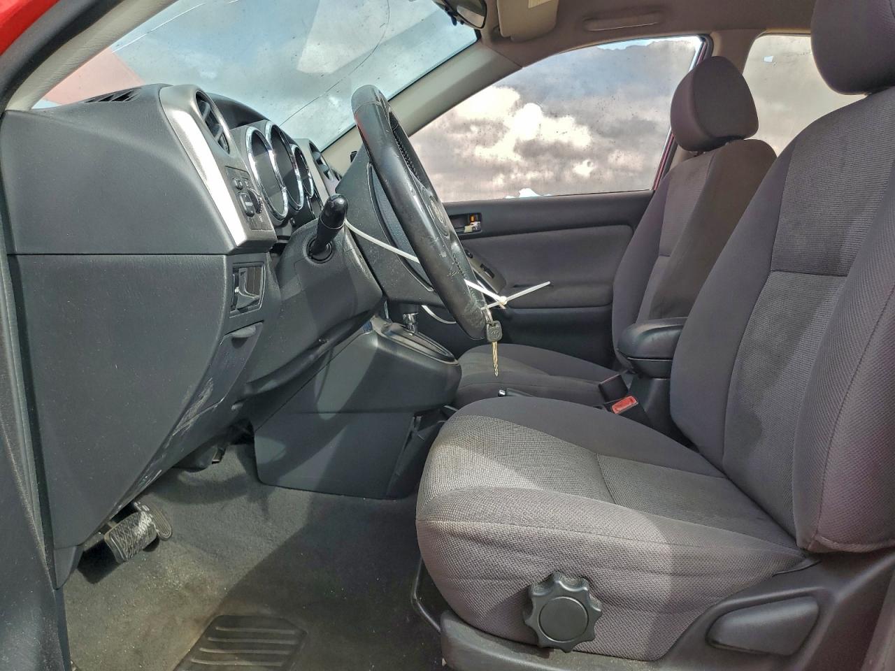 2004 Toyota Corolla Matrix Xr VIN: 2T1KR32EX4C266145 Lot: 94331875