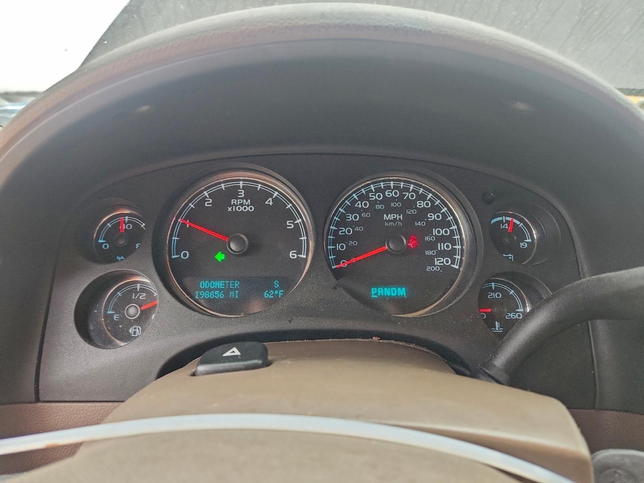 2014 Chevrolet Suburban C1500 Lt VIN: 1GNSCJE04ER178678 Lot: 93516575