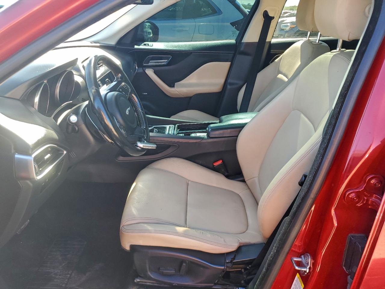 2018 Jaguar F-Pace Premium VIN: SADCJ2FXXJA269066 Lot: 94127455