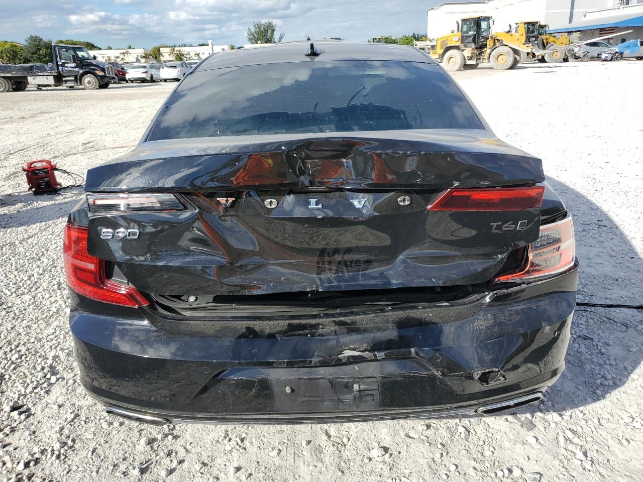 2020 Volvo S90 T6 Momentum VIN: LVYA22MK5LP175533 Lot: 92989635