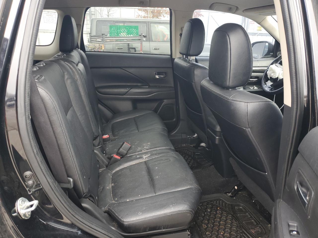 2018 Mitsubishi Outlander Se VIN: JA4AD3A34JZ048675 Lot: 91976715