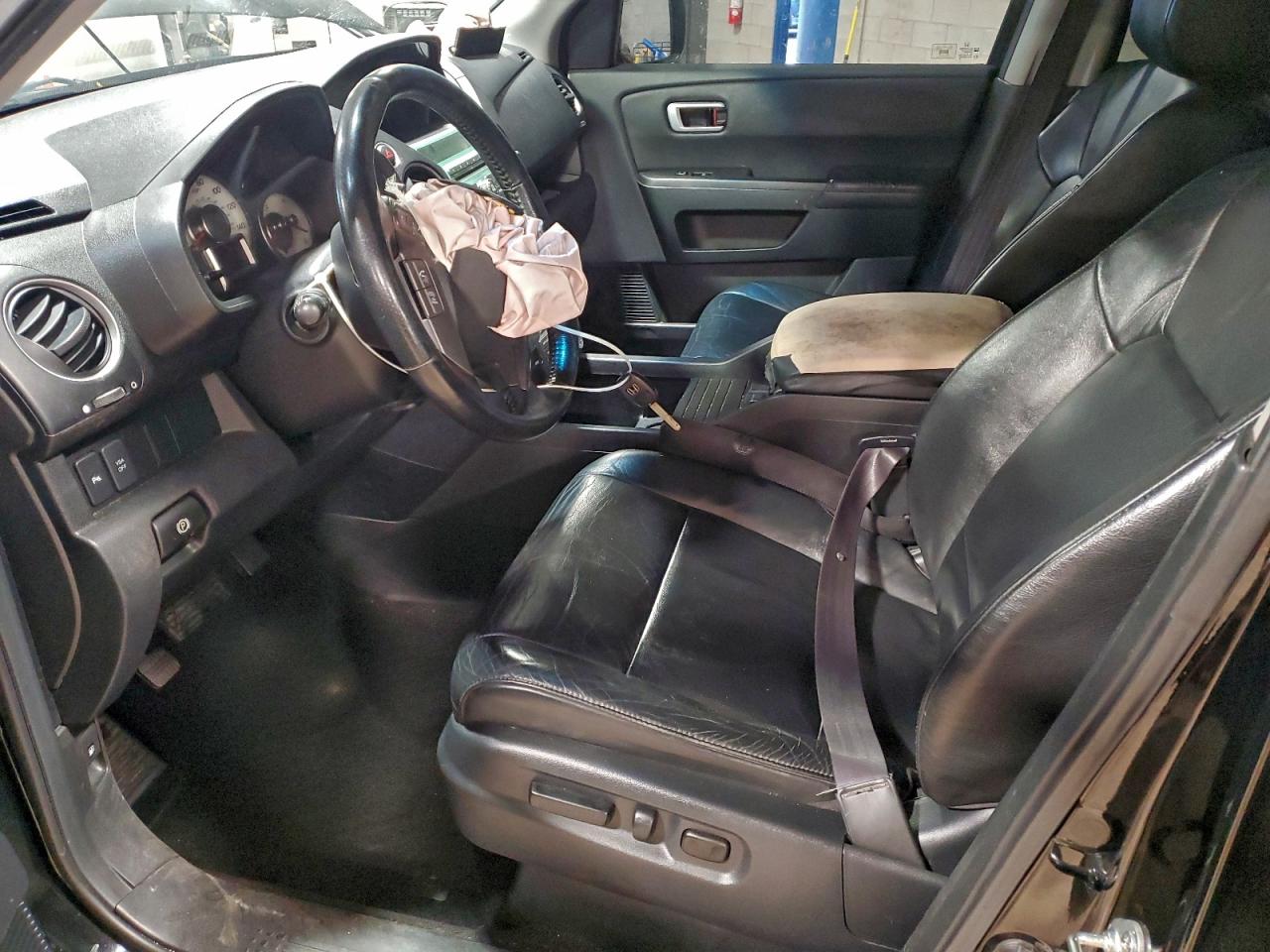 2009 Honda Pilot Touring VIN: 5FNYF48809B042556 Lot: 93755935