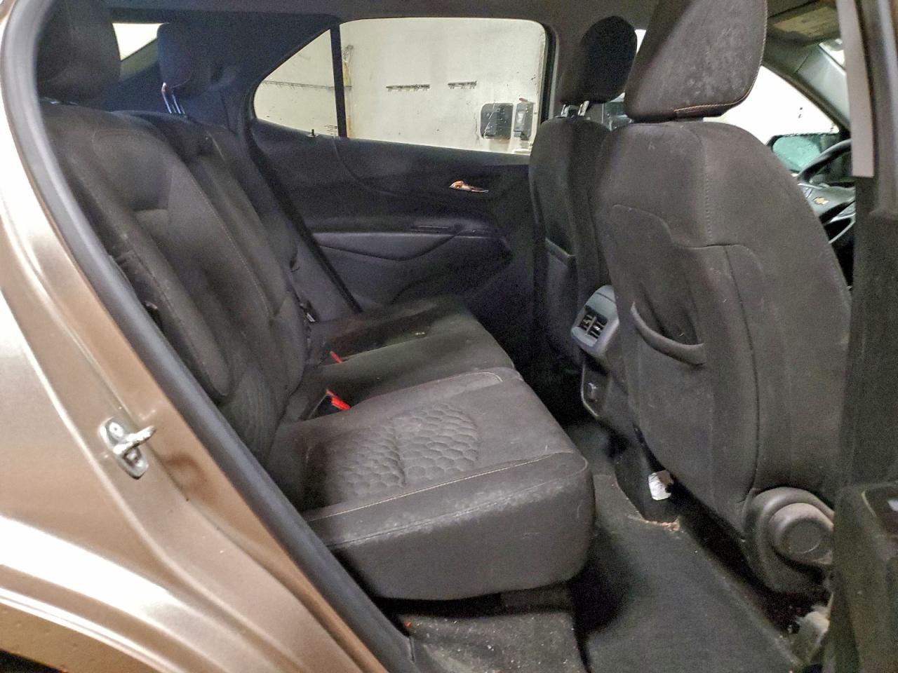 2018 Chevrolet Equinox Lt VIN: 2GNAXSEV7J6323784 Lot: 94667925