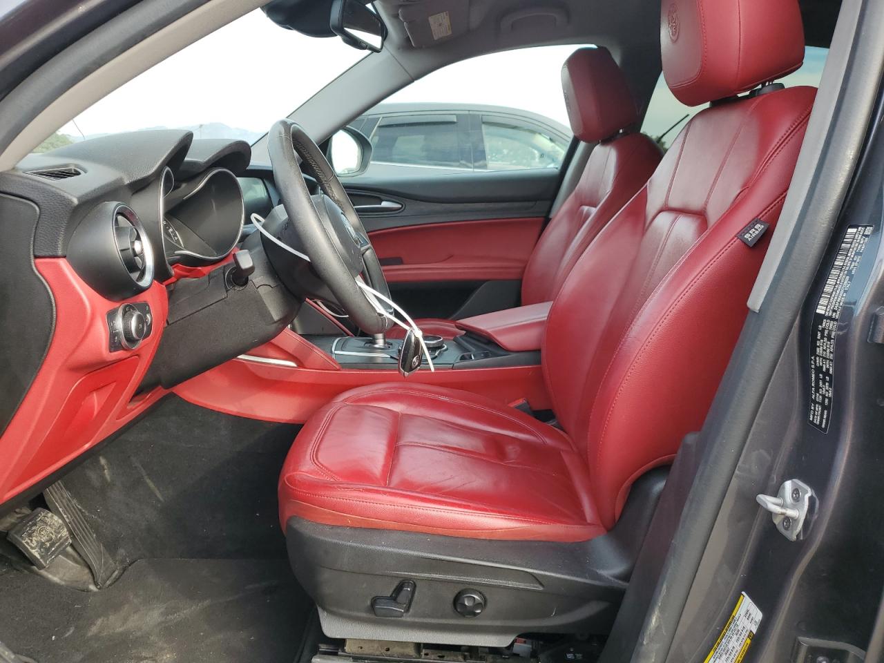 2019 Alfa Romeo Stelvio VIN: ZASPAKAN2K7C29928 Lot: 92126535