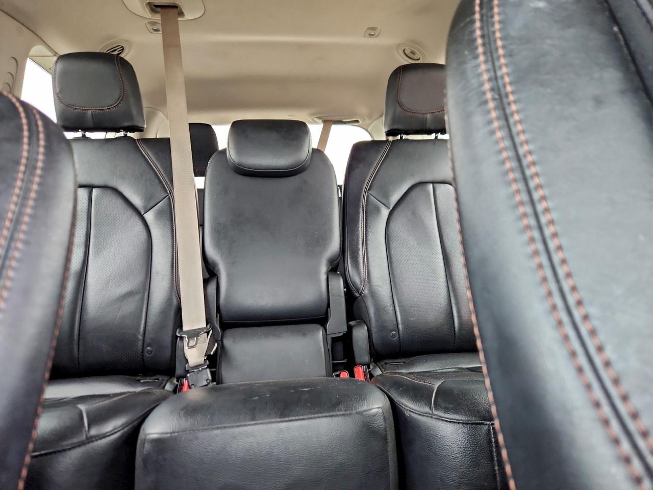 2018 Chrysler Pacifica Touring L VIN: 2C4RC1BG9JR124208 Lot: 94254925