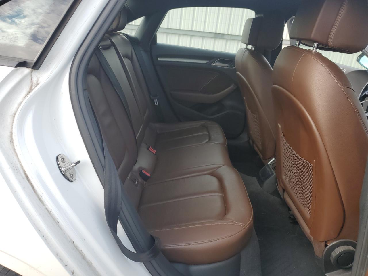 2018 Audi A3 Premium VIN: WAUB8GFF4J1090297 Lot: 91016015