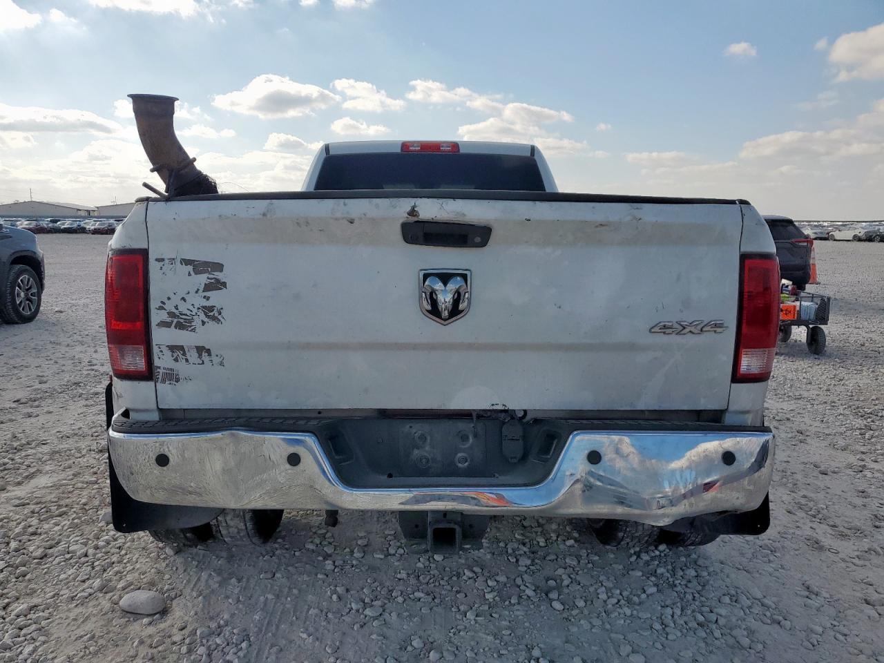 2018 Ram 3500 St VIN: 3C63RRGL8JG413165 Lot: 92914815