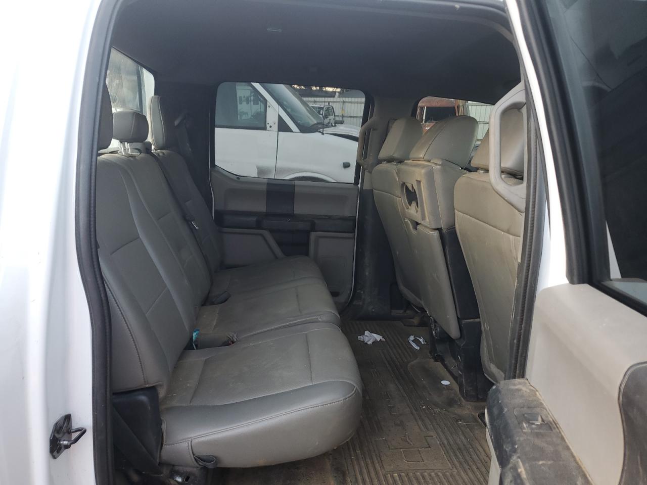 2022 Ford F350 Super Duty VIN: 1FD8W3G6XNEG38677 Lot: 90925315