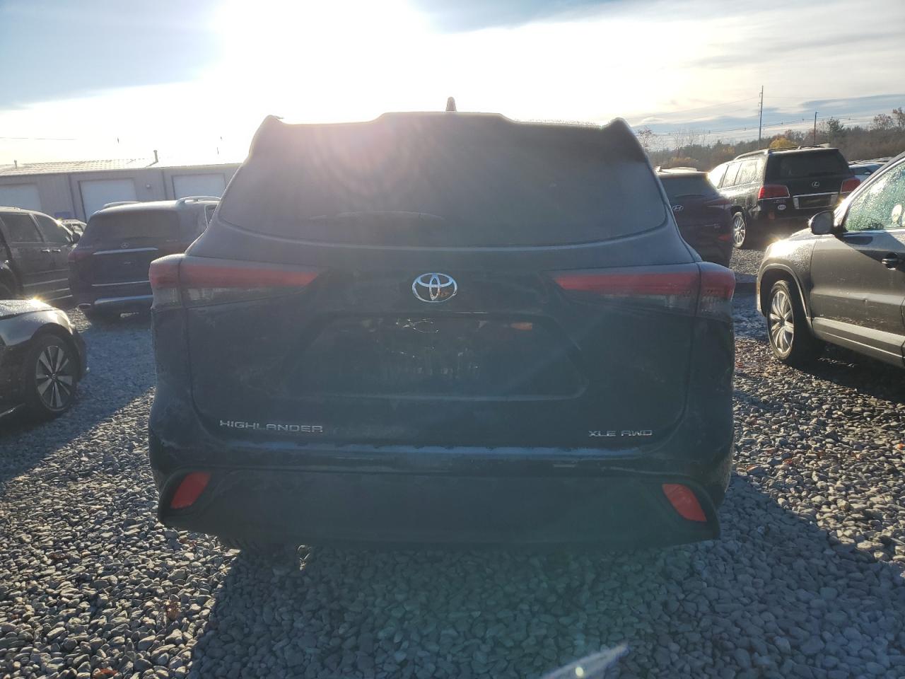 2022 Toyota Highlander Xle VIN: 5TDGZRBH2NS186026 Lot: 93288235