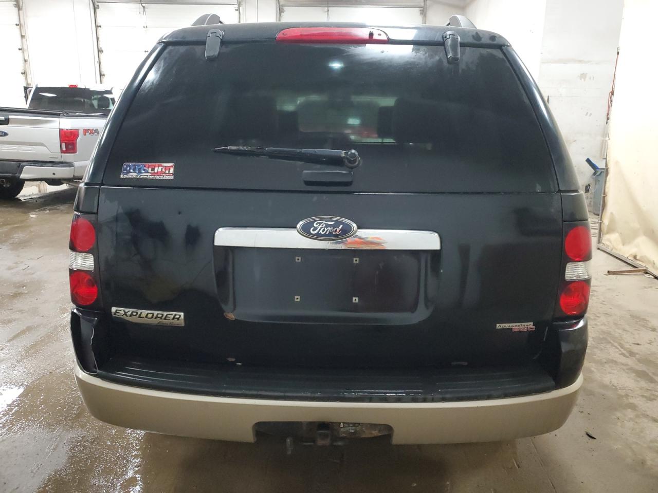 2007 Ford Explorer Eddie Bauer VIN: 1FMEU64E87UB29458 Lot: 91923845