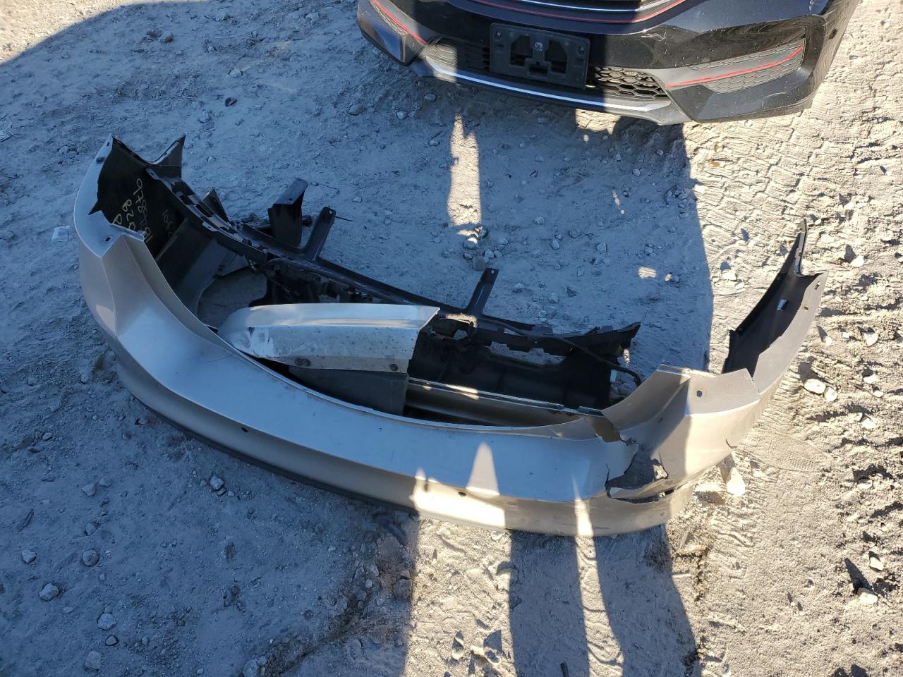 2018 Ford Fusion Se VIN: 3FA6P0HD0JR253260 Lot: 93547795