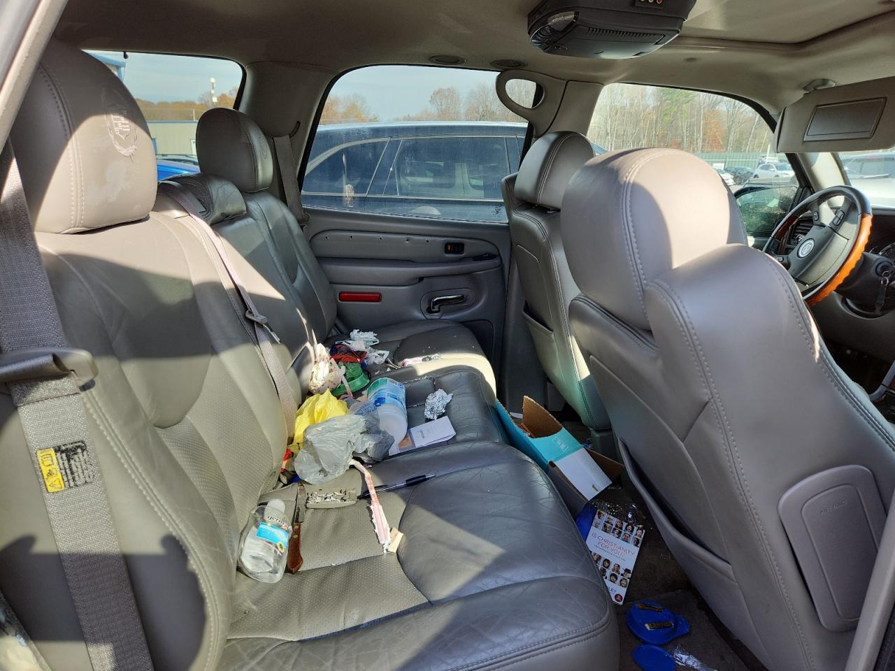 2005 Cadillac Escalade Luxury VIN: 1GYEK63N45R174094 Lot: 90495255