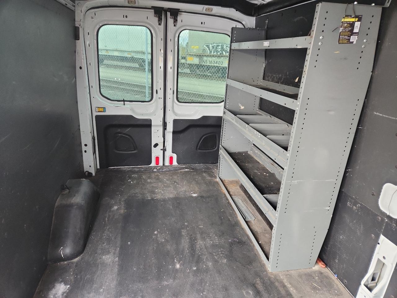 2015 Ford Transit Delivery Van VIN: 1FTYR2CMXFKA90662 Lot: 92840665