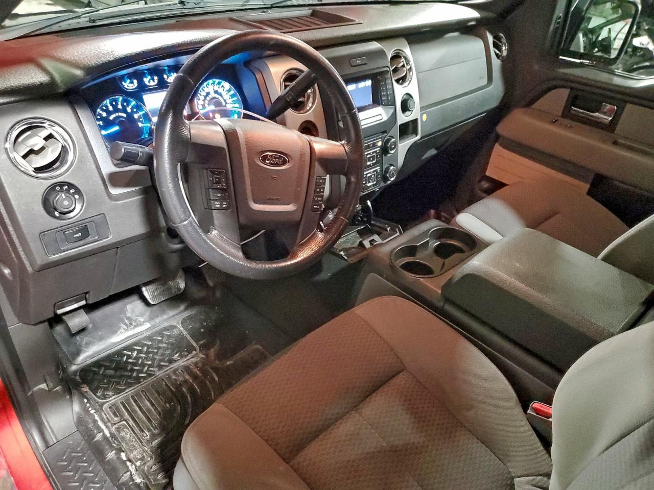 2013 Ford F150 Super Cab VIN: 1FTFX1CF5DKG10207 Lot: 93912995