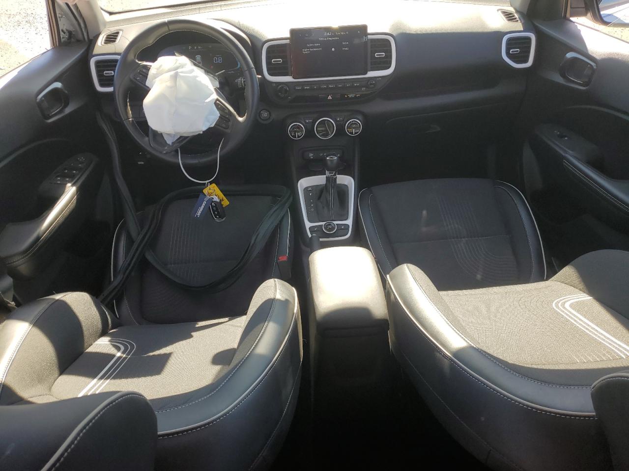 2023 Hyundai Venue Sel VIN: KMHRC8A34PU212663 Lot: 92082575