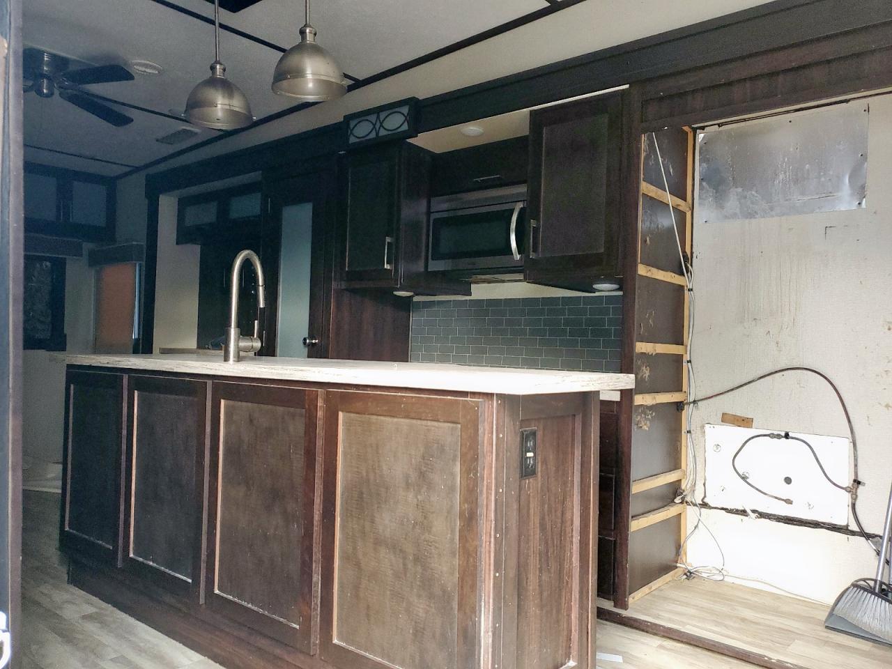 2019 Fore Forest River VIN: 5ZT3SN2B5KG703190 Lot: 92675035