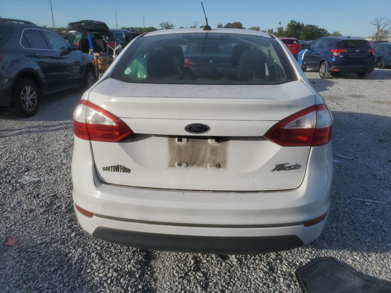2018 Ford Fiesta S VIN: 3FADP4AJ9JM123294 Lot: 92465685