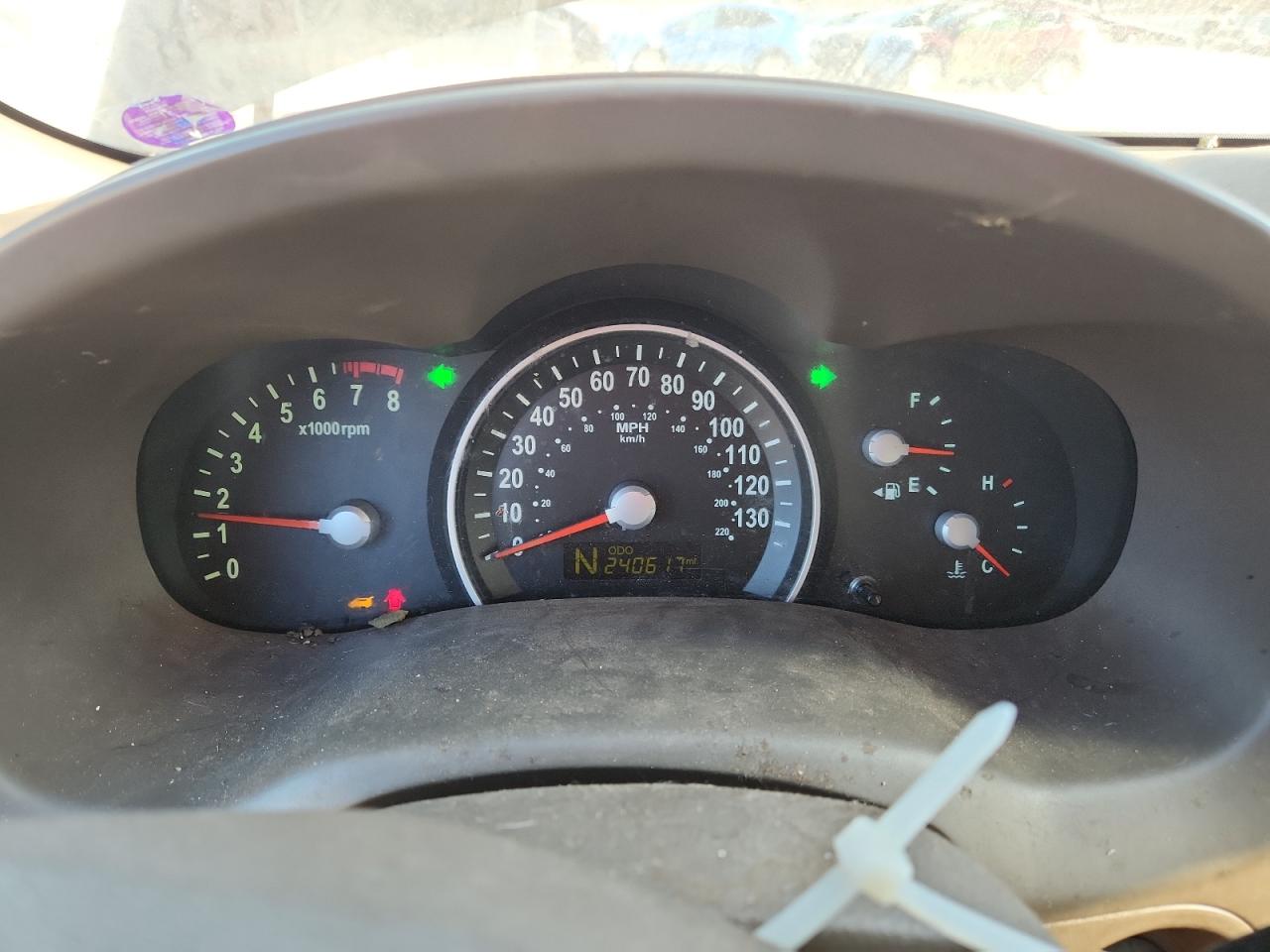 2012 Kia Sedona Lx VIN: KNDMG4C71C6414984 Lot: 92827275