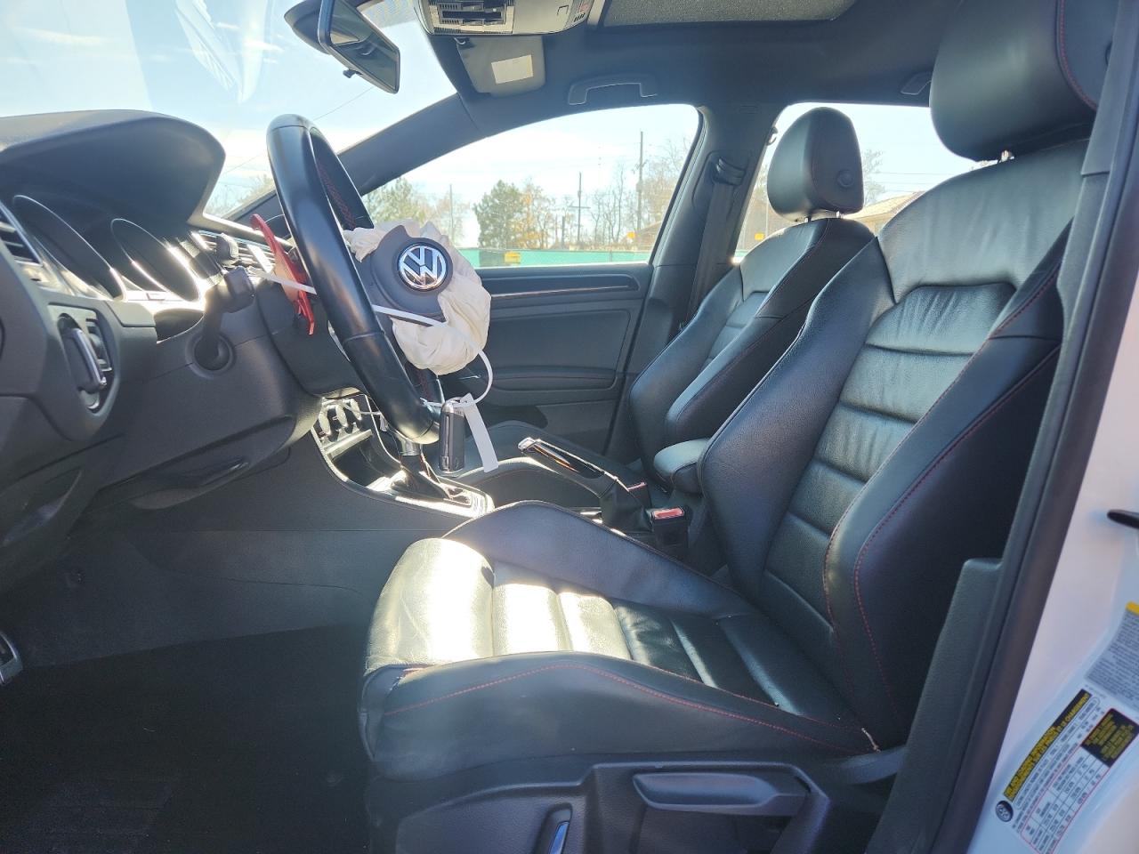 2015 Volkswagen Gti VIN: 3VW447AU1FM058234 Lot: 92723175